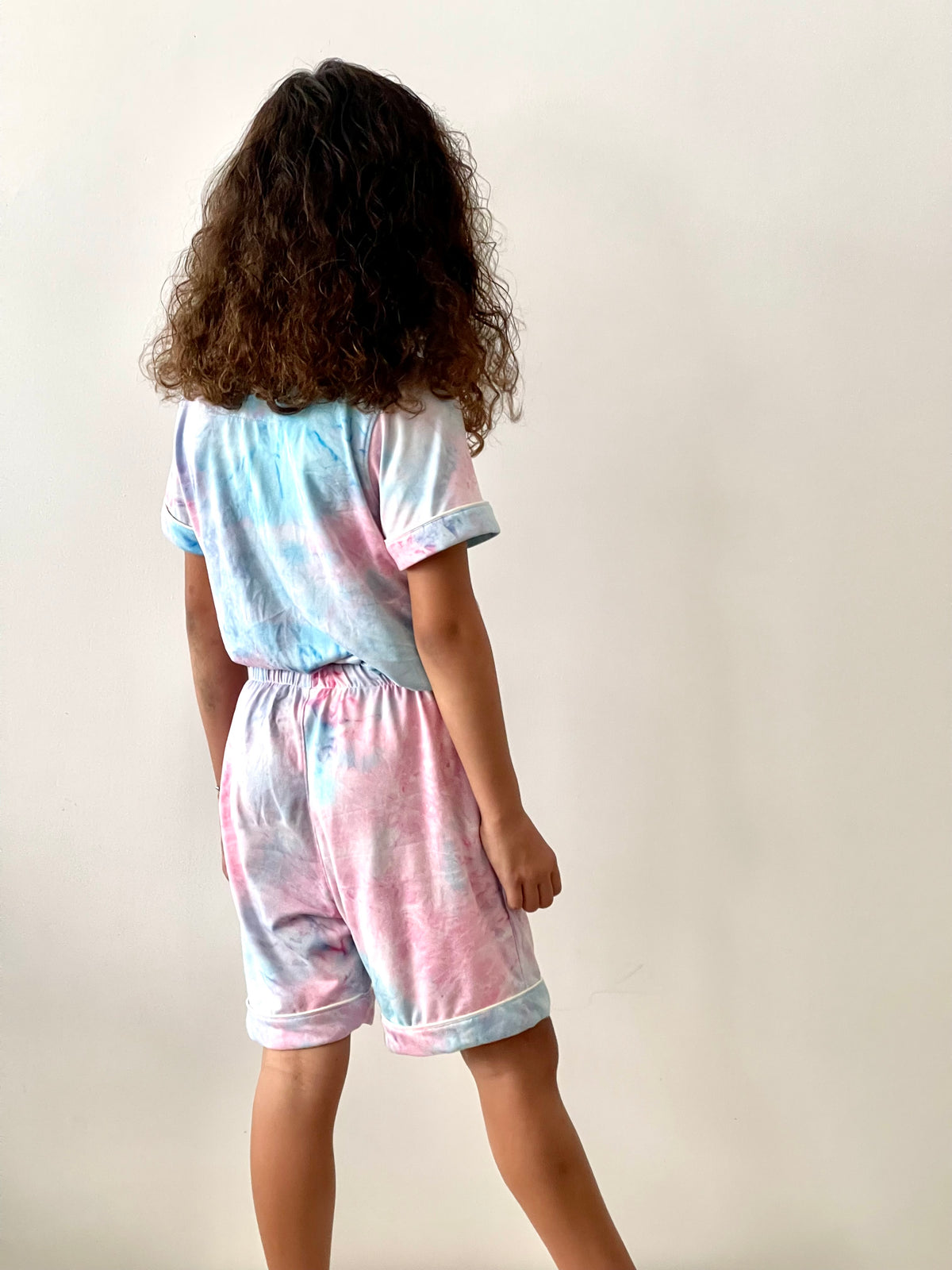 Set camisa manga corta y short tie dye